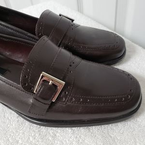 Vintage Etienne Aigner leather Deep Wine slip on Buckle loafers NWOT size 6